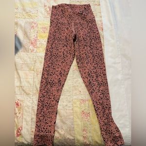 Reebok’s leggings small